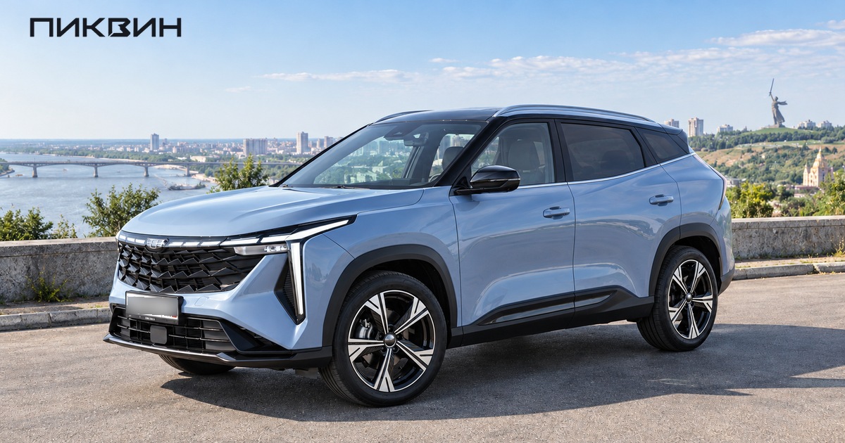 Geely Cityray с закрытыми дверями на городской площадке