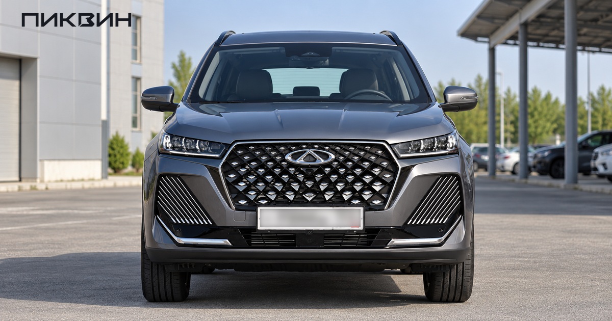 Обновлённый Chery Tiggo 7 Pro Max на площадке перед осмотром.