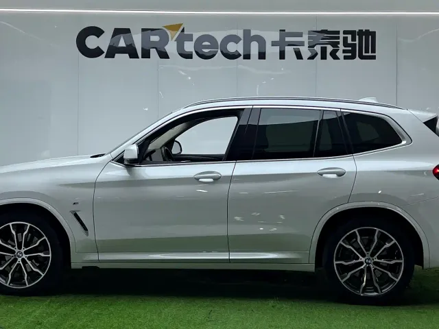 BMW X3 — Фото автомобиля 4
