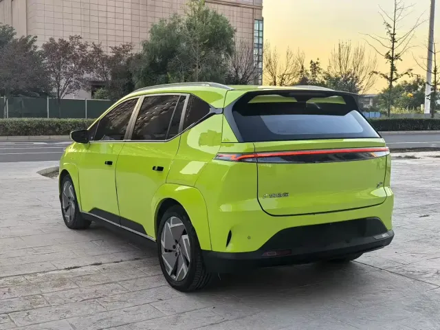 Hycan Z03 — Фото автомобиля 7