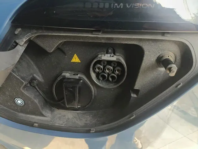 IM Motors LS6 — Фото автомобиля 9