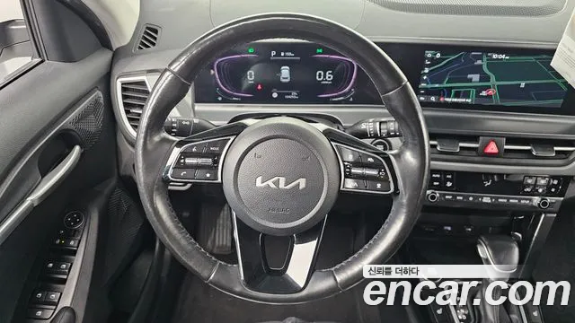 Kia Seltos — Фото автомобиля 13