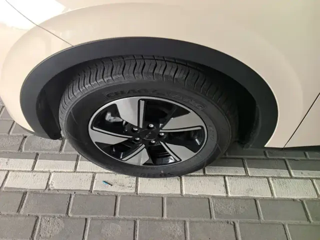 GAC Aion UT — Фото автомобиля 22