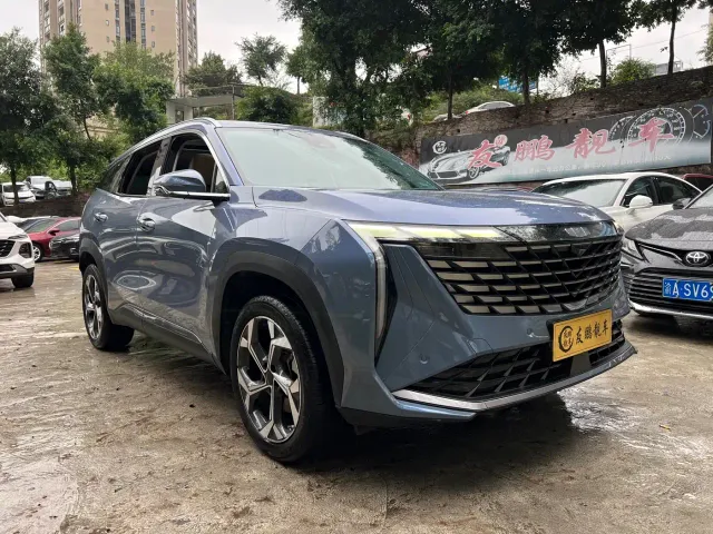 Geely Boyue L — Фото автомобиля 3