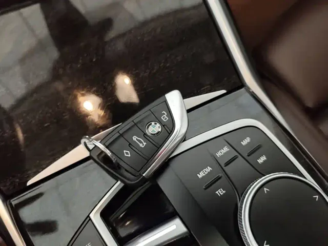 BMW 3 Series — Фото автомобиля 8