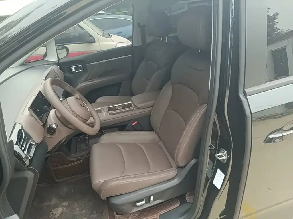 Wuling Motors Xingguang 730 New Energy 2025 Model Plug-in Hybrid Base Version — Фото автомобиля 14