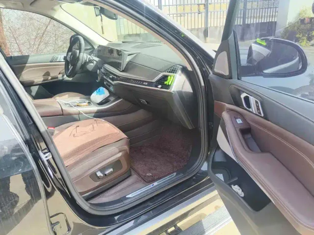 BMW X5 — Фото автомобиля 13