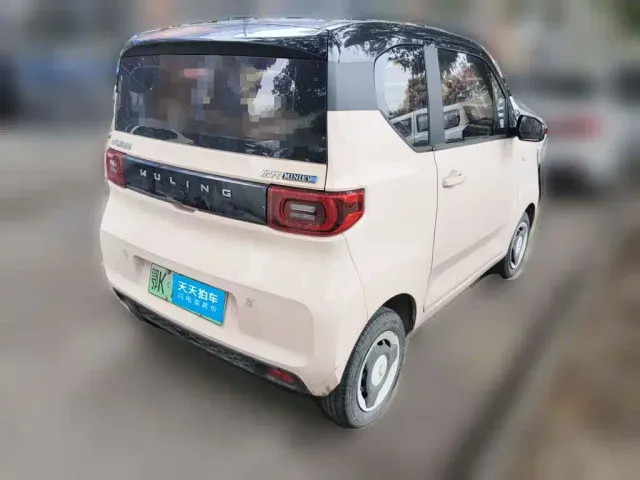 Wuling Hongguang Mini EV — Фото автомобиля 2