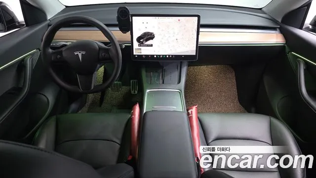 Tesla Model Y — Фото автомобиля 10