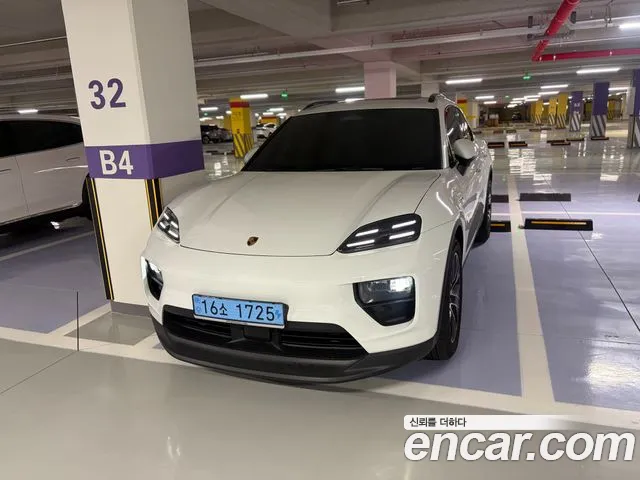 Porsche Macan — Фото автомобиля 6