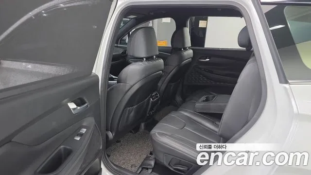 Hyundai Santafe Новый Santa Fe — Фото автомобиля 12