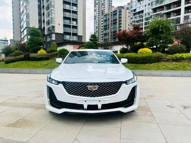 Cadillac CT5 — Фото автомобиля 2