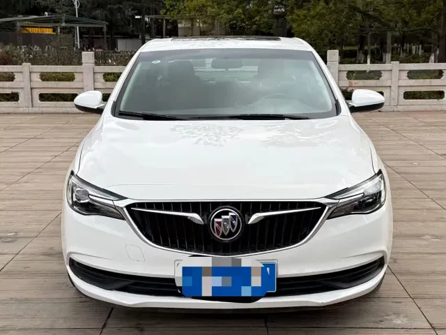 Buick Excelle — Фото автомобиля 2