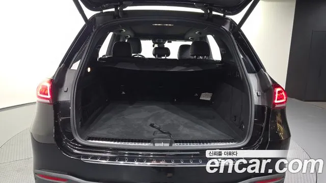 Mercedes-Benz GLE-Class — Фото автомобиля 5