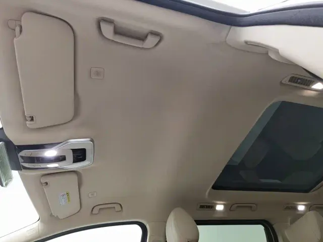 Bestune Besturn M9 — Фото автомобиля 14