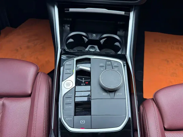 BMW 3 Series — Фото автомобиля 11