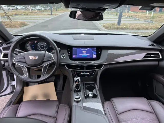 Cadillac CT6 — Фото автомобиля 10