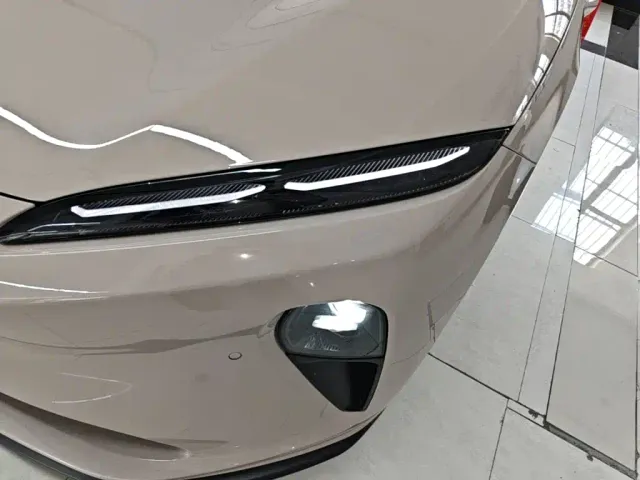 Nio ET5 Touring — Фото автомобиля 23