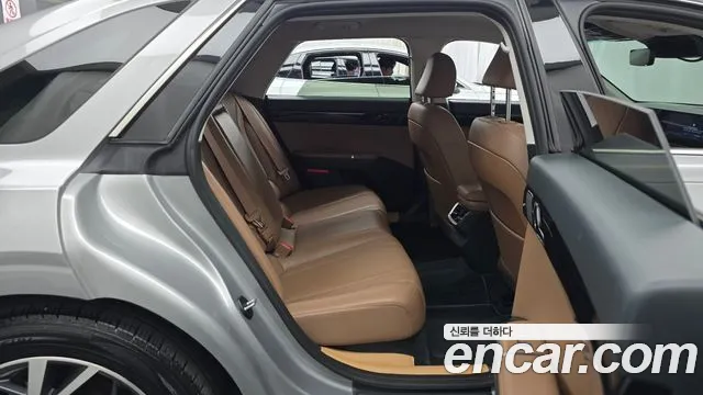 Hyundai Grandeur GN7 — Фото автомобиля 12