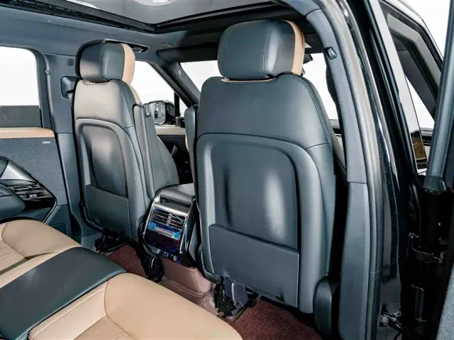 Land Rover Range Rover Sport — Фото автомобиля 21