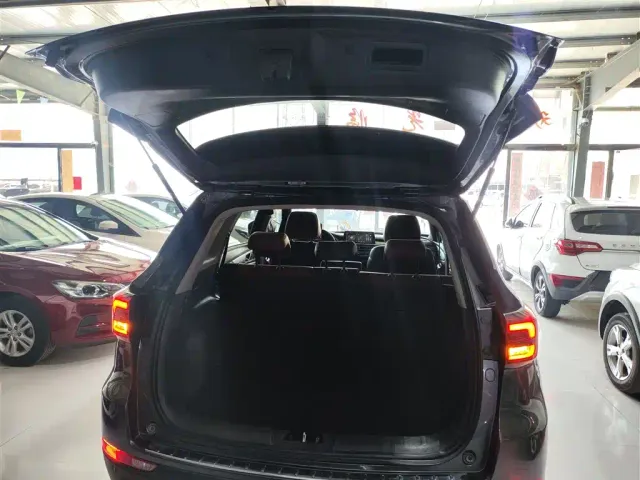 Changan CS75 — Фото автомобиля 18
