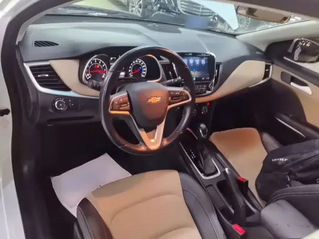 Chevrolet Monza — Фото автомобиля 9