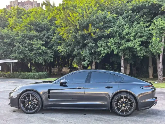 Porsche Panamera — Фото автомобиля 7
