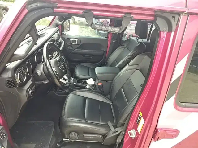 Jeep Wrangler — Фото автомобиля 14