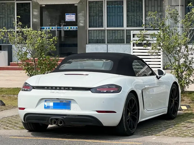 Porsche 718 — Фото автомобиля 13