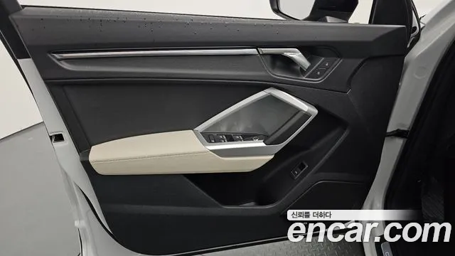 Audi Q3 35 TDI Premium — Фото автомобиля 23