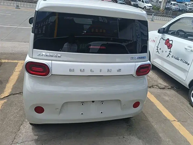 Wuling Hongguang Mini EV — Фото автомобиля 5
