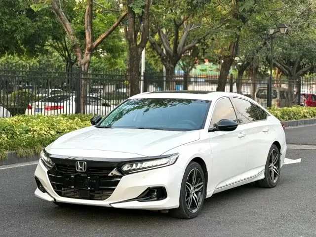 Фотография автомобиля — Honda Accord
