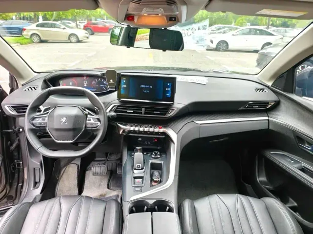 Peugeot 4008 — Фото автомобиля 9