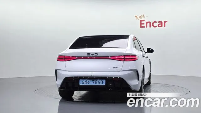 BYD Seal — Фото автомобиля 4