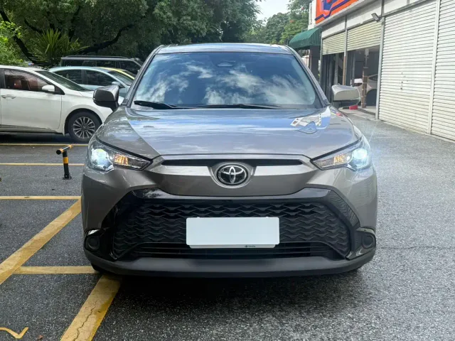 Toyota Frontlander — Фото автомобиля 23