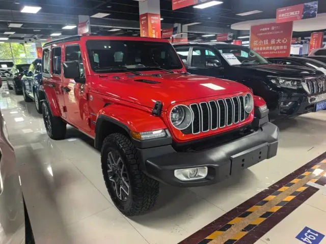 Jeep Wrangler — Фото автомобиля 2