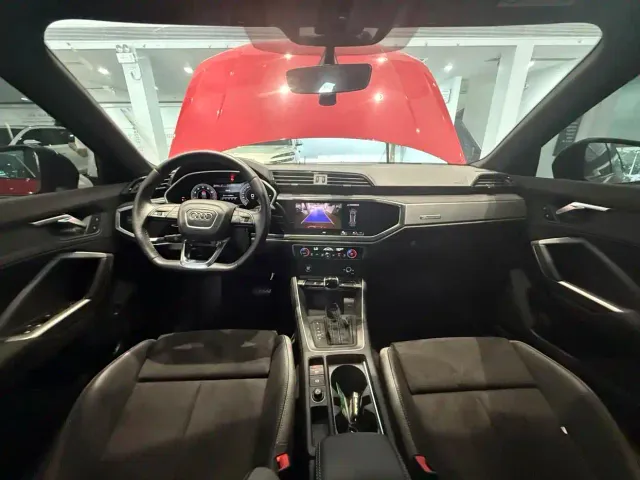 Audi Q3 — Фото автомобиля 18