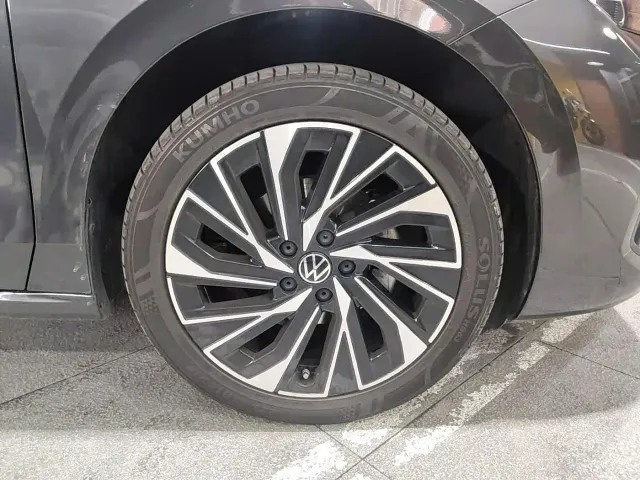 Volkswagen Sagitar — Фото автомобиля 17