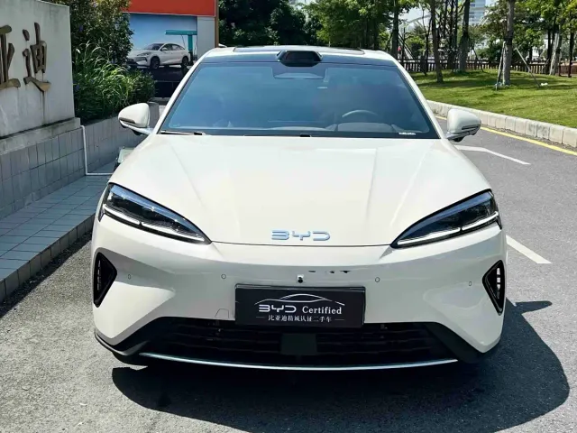 BYD Seal 07 DM-i — Фото автомобиля 2