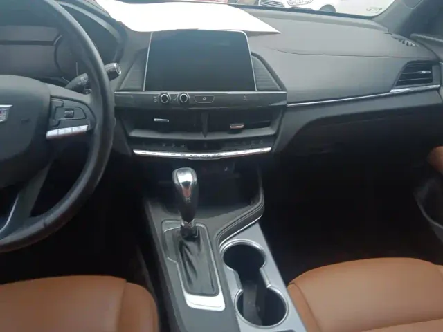 Cadillac CT4 — Фото автомобиля 13