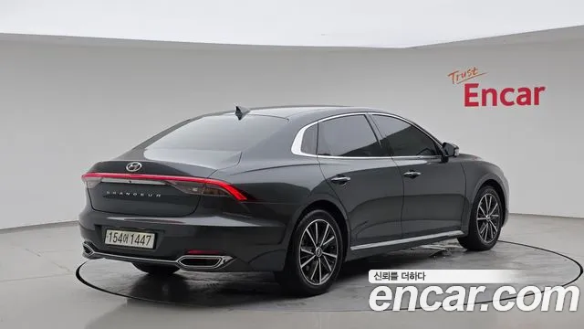 Hyundai Grandeur Новый Grandeur IG — Фото автомобиля 2