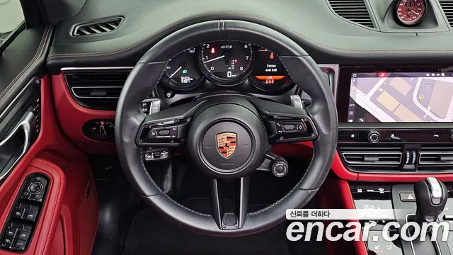 Porsche Macan — Фото автомобиля 14