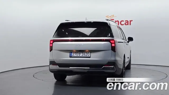 Kia Carnival 4th Gen — Фото автомобиля 4
