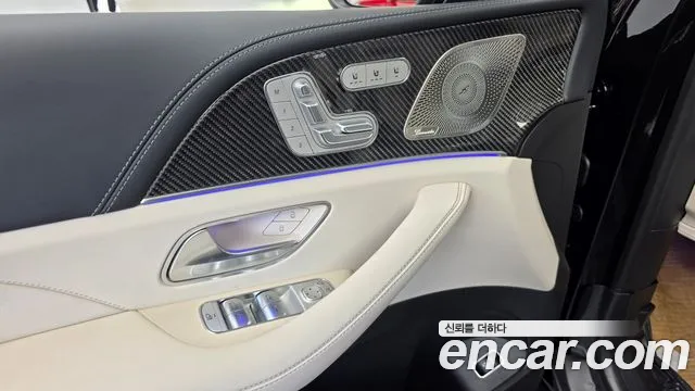 Mercedes-Benz GLS-Class — Фото автомобиля 23