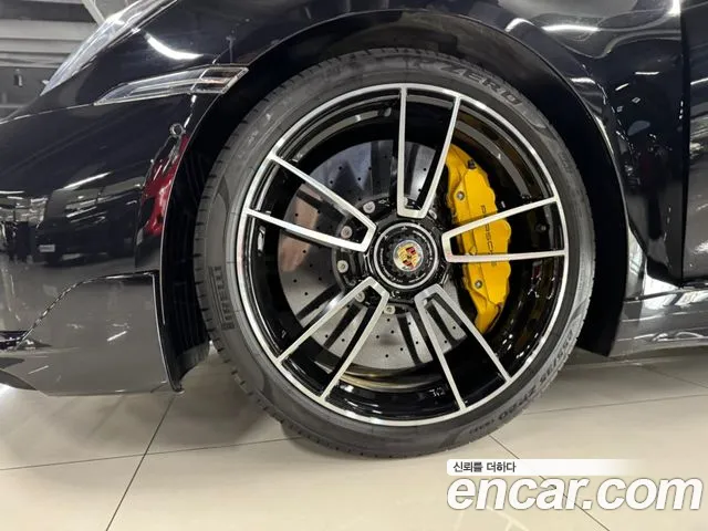 Porsche 911 Turbo S Кабриолет — Фото автомобиля 15