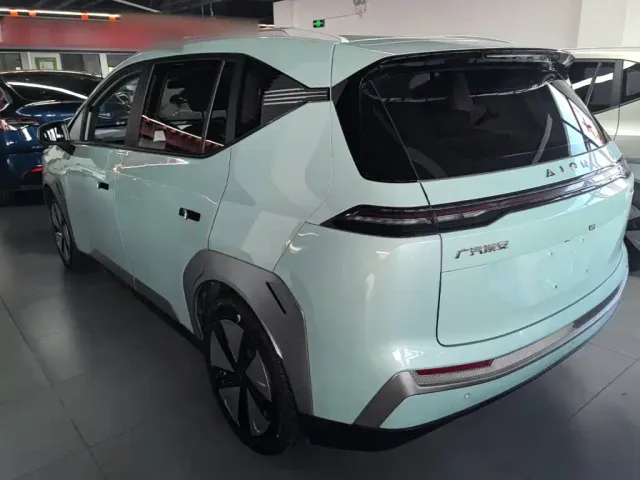 GAC Aion Y — Фото автомобиля 4