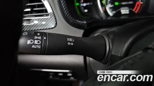 Renault-KoreaSamsung QM6 Новый QM6 2.0 GDe RE Signature 2WD — Фото автомобиля 27