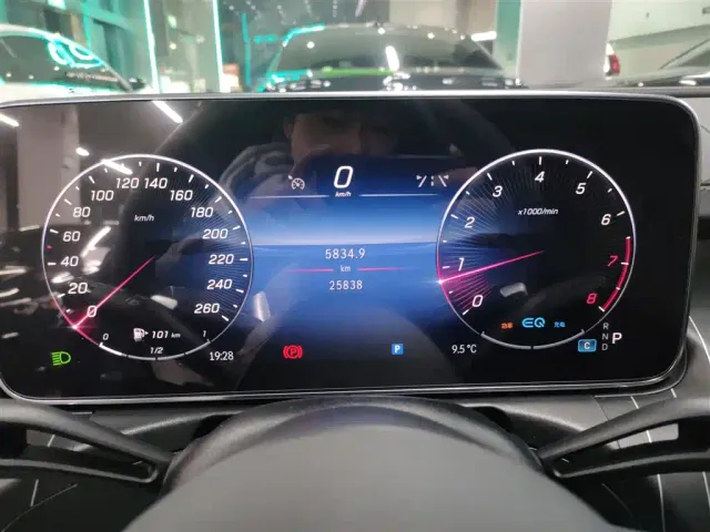 Mercedes-Benz C-Class — Фото автомобиля 11