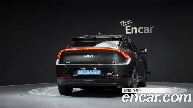 Kia EV6 — Фото автомобиля 4