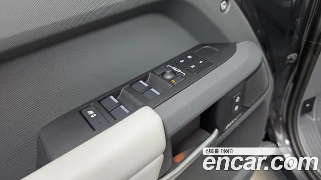 Land Rover Defender Defender (L663) 110 P300 X-Dynamic SE — Фото автомобиля 27